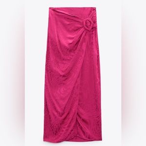 ZARA fuschia wrap skirt with buckle size large